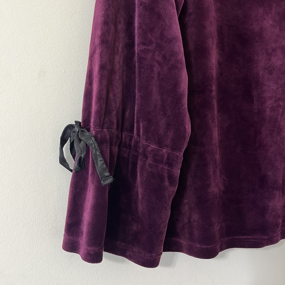 Philosophy Purple Velvet Long Sleeve Bell Sleeve Bow Detail Blouse Size Medium - Picture 9 of 9